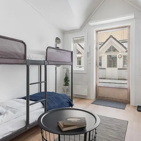 Lejlighed Affordable Studio In Vibrant Central Location. Sg1 *